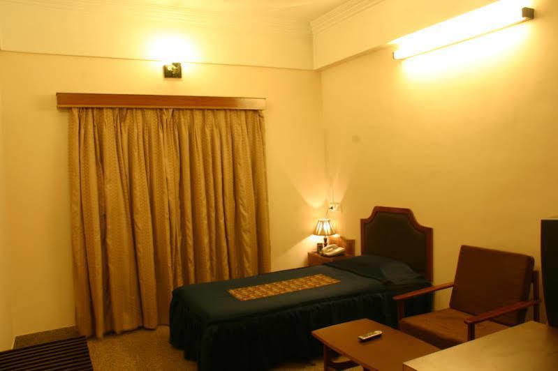 Hotel Asansol International Exterior foto